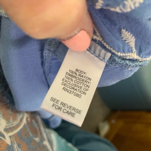 Cato Blue Embroidered Blouse With V Neckline - Picture 6 of 6